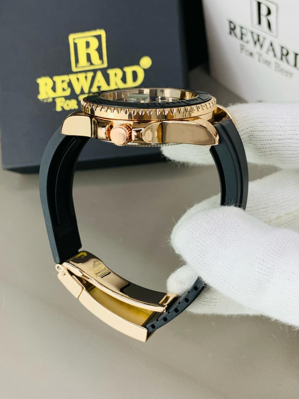 REWARD PREMIUM STRAP WATCHES FOR MEN